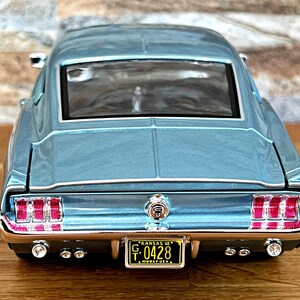 Ford Mustang GT 1968, Model Car, Diecast Car, 1/18 Scale Model Car ...