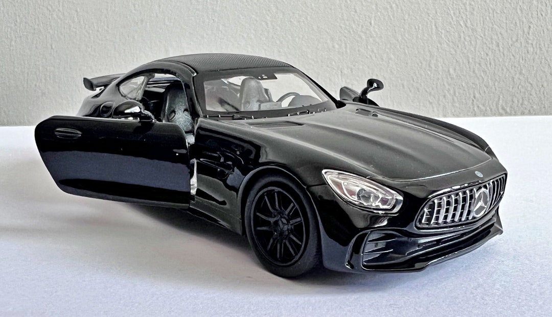1/18 メルセデスAMG GT R ダイキャスト ライト音声付 新品 il_1080xN.3658208082_qb72.jpg