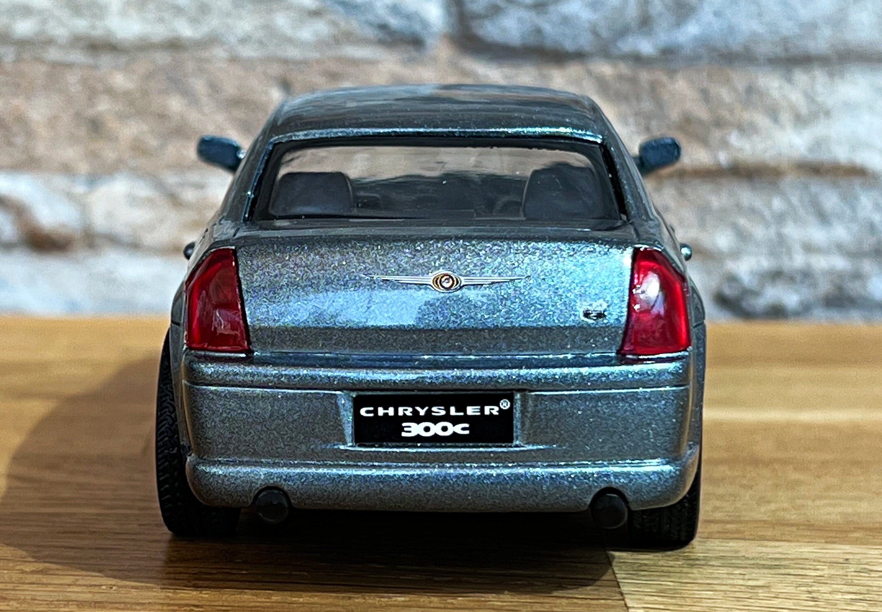 Chrysler 300C , Model Car, Scale 1/32, 1/32 Diecast Collectible