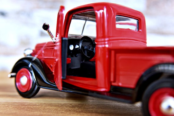 フォード ピックアップ 1937 | モデルカー | ダイキャスト トラック
