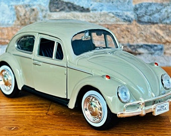 Volkswagen Beetle 1966 | Model Car | 1/24 Diecast car | 1:24 scale model car | Die cast car  | Collection  item | Car Model | VW Beetle