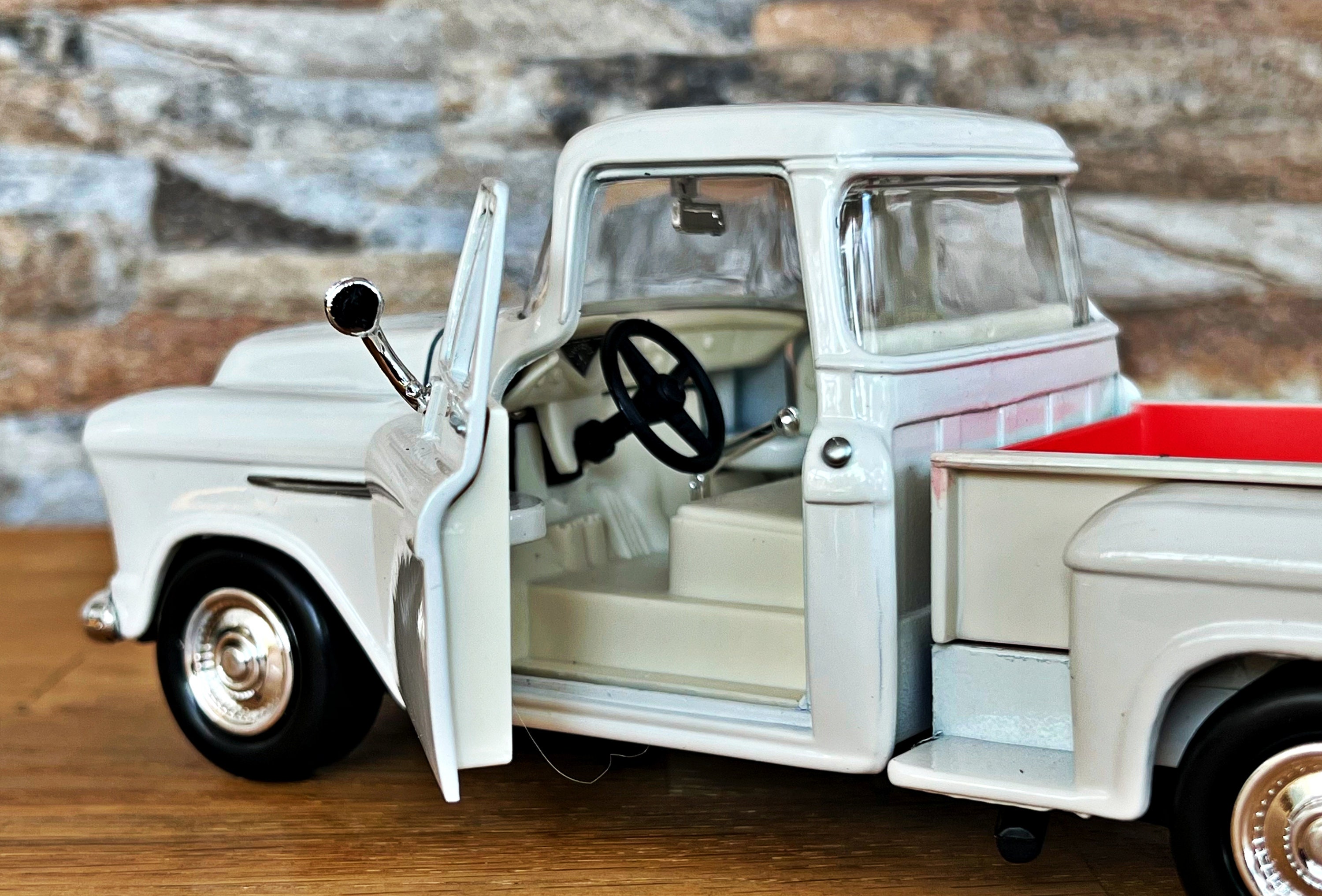 1955 Chevy 5100 Stepside | 1/24 Scale Model Car | Model Truck