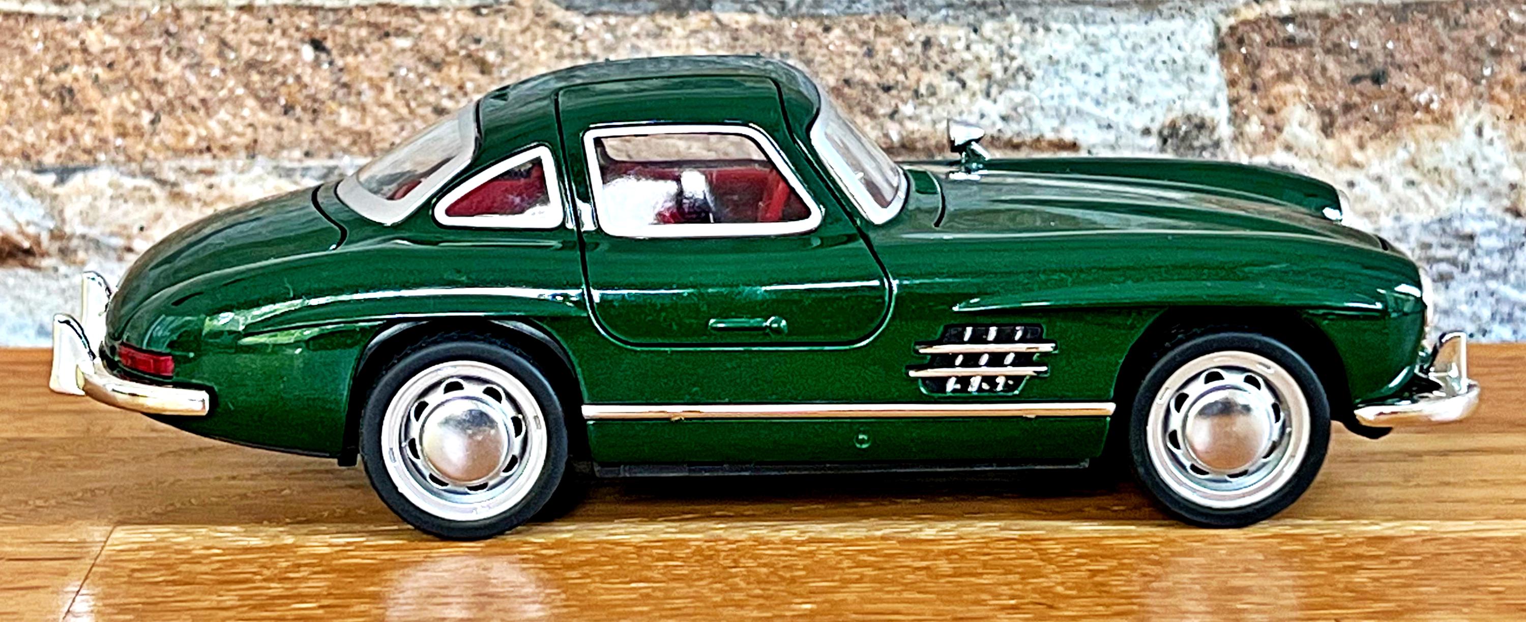 メルセデスベンツ 300SL | モデルカー | ダイキャストカー | 1/32
