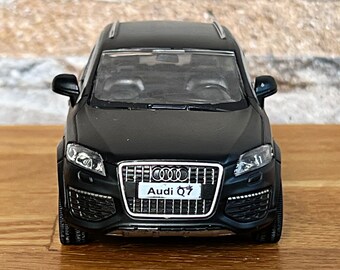 Audi Q7, Model Car, Scale 1/34, Diecast Collection Item, 1:34