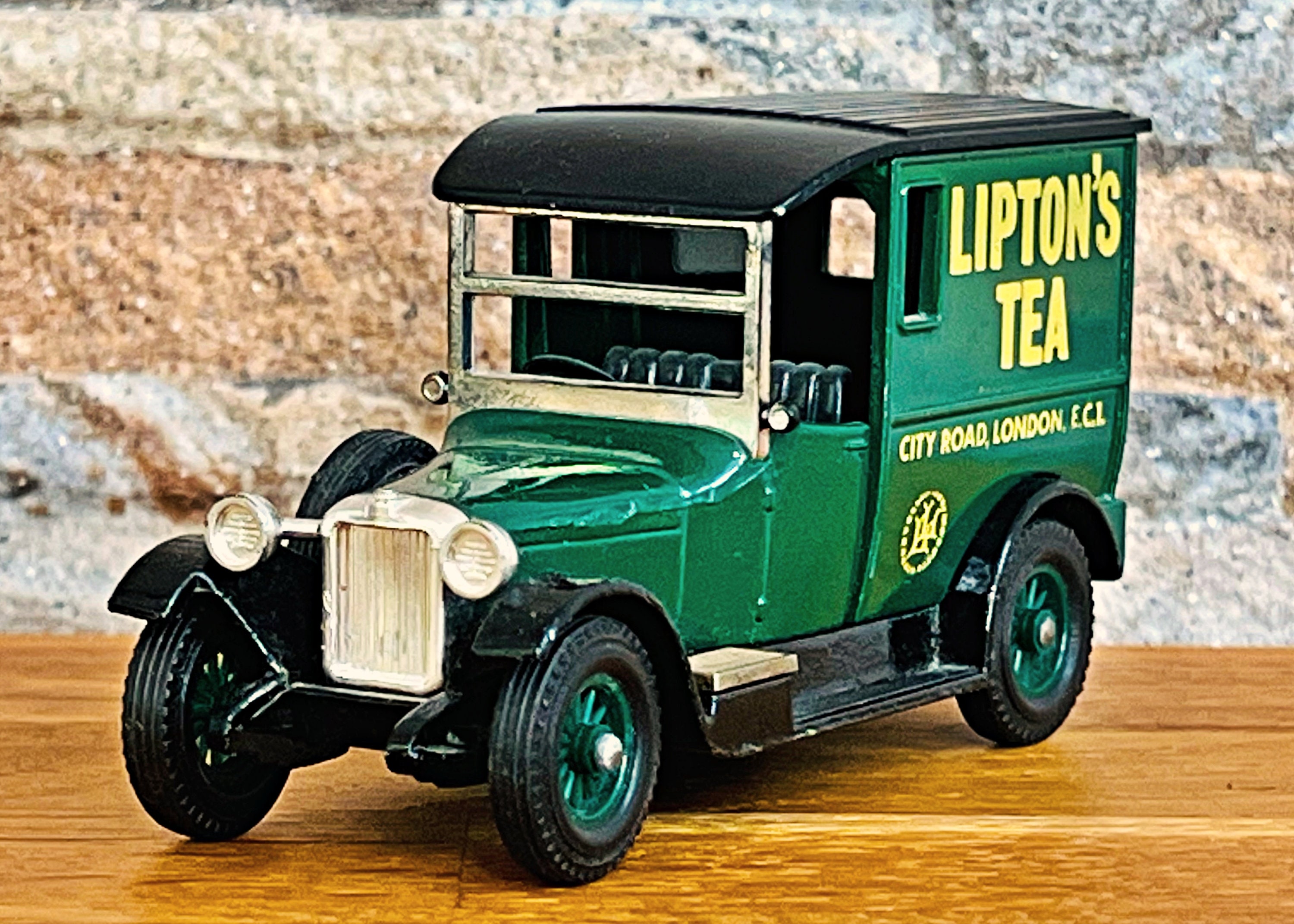 マッチボックス/ミニカー/Talbot Van Liptons Tea/イギリス マッチボックス/ミニカー/Talbot Van Liptons Tea/イギリス