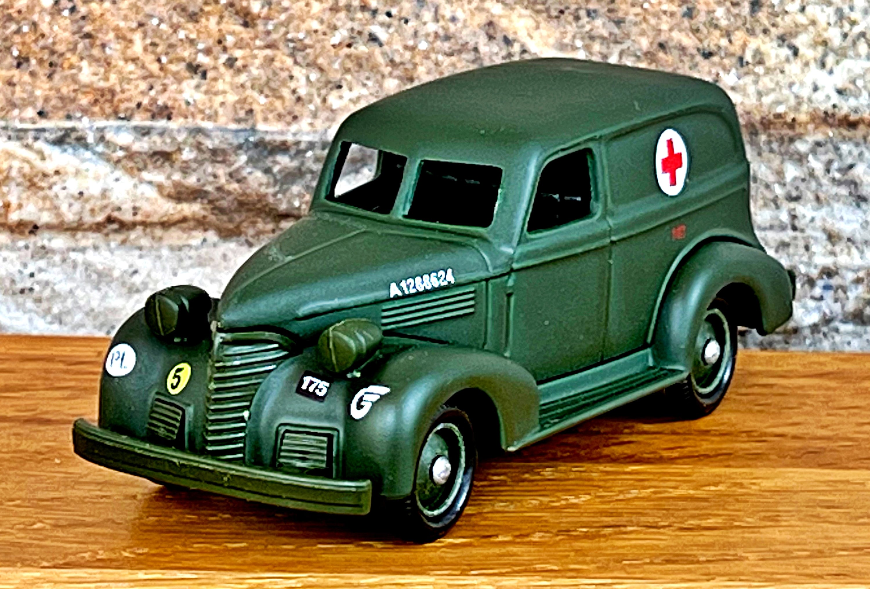 Custom diecast ambulance sales