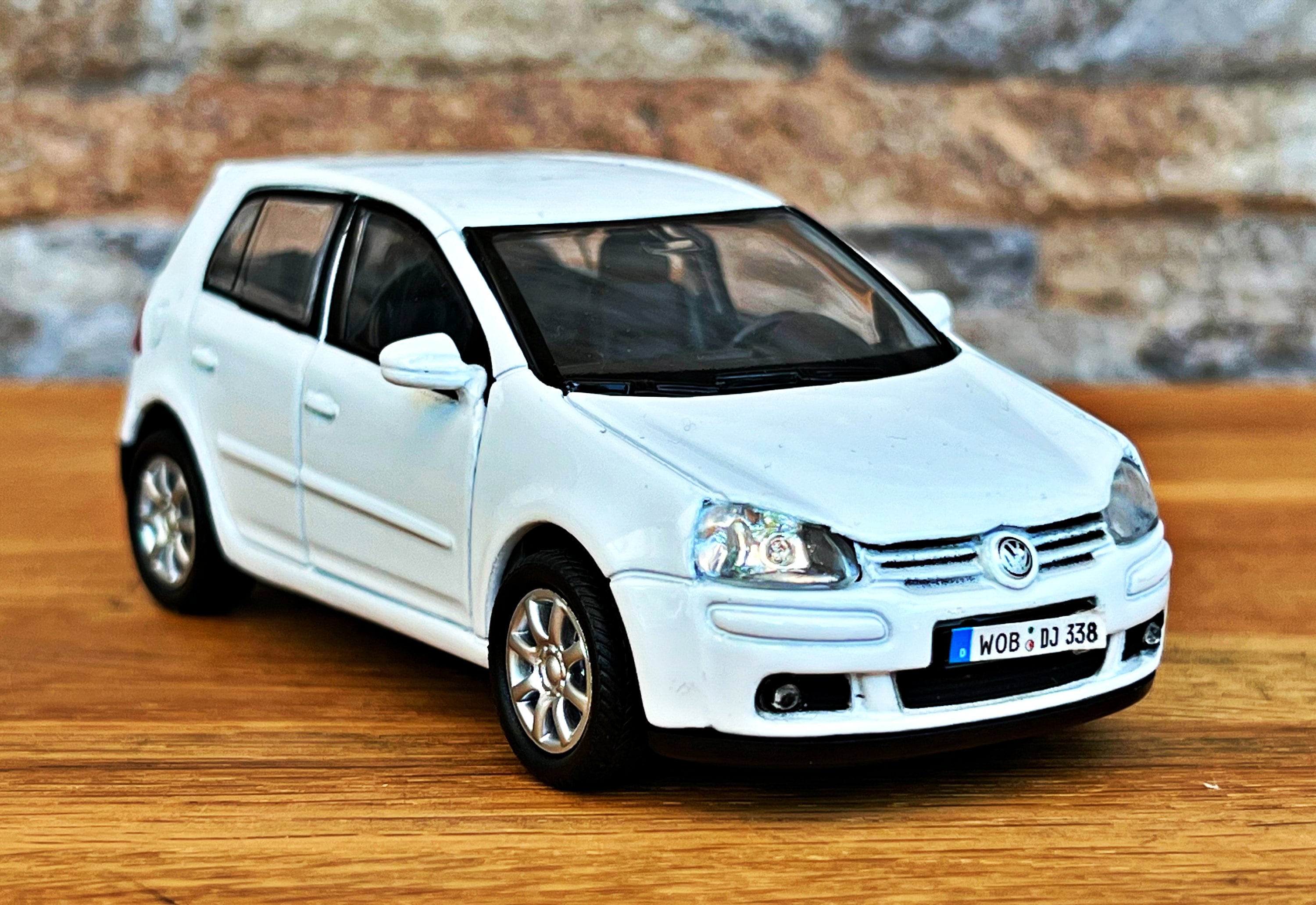 Volkswagen Golf V 2006 , Model Metal Car, Scale 1/36, 1/36 Diecast