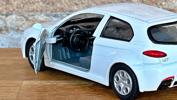 Alfa 147 GTA | 1/32 Scale Diecast Car | Car Model Metal