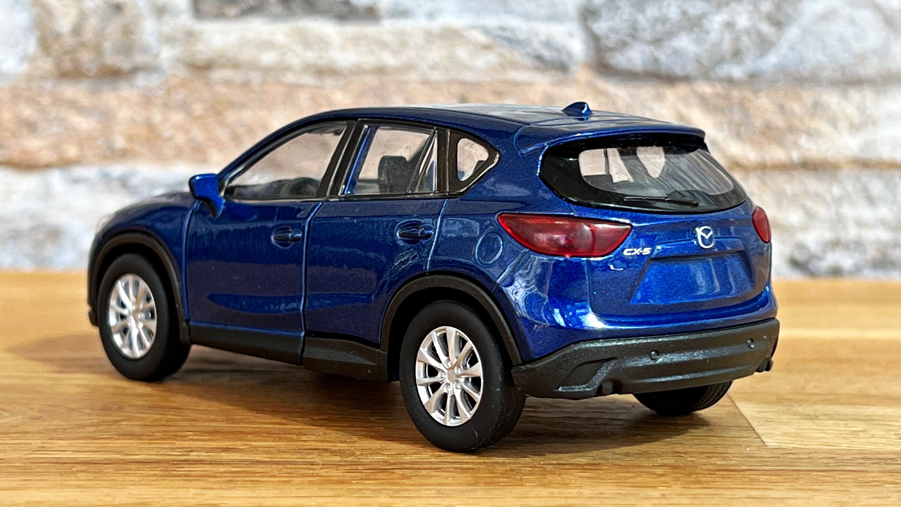 MAZDA CX-5 2017 1/43 ミニカー ディープクリスタルブルー Amazon | ミニカー 1/43 マツダ アクセラ AXELA ディープ