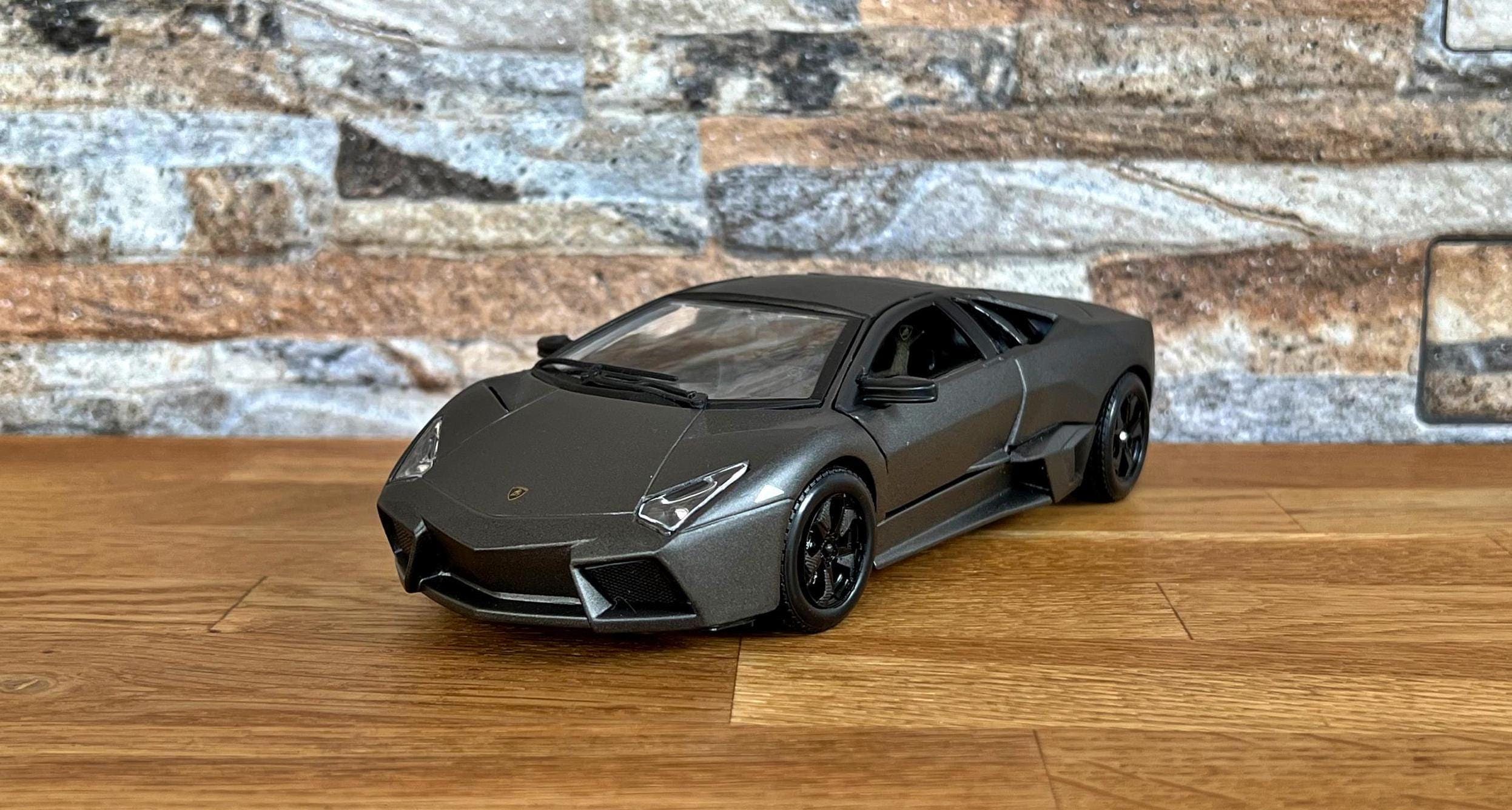 Lamborghini Reventon | 1/24 Scale Model Car | Diecast Car Model