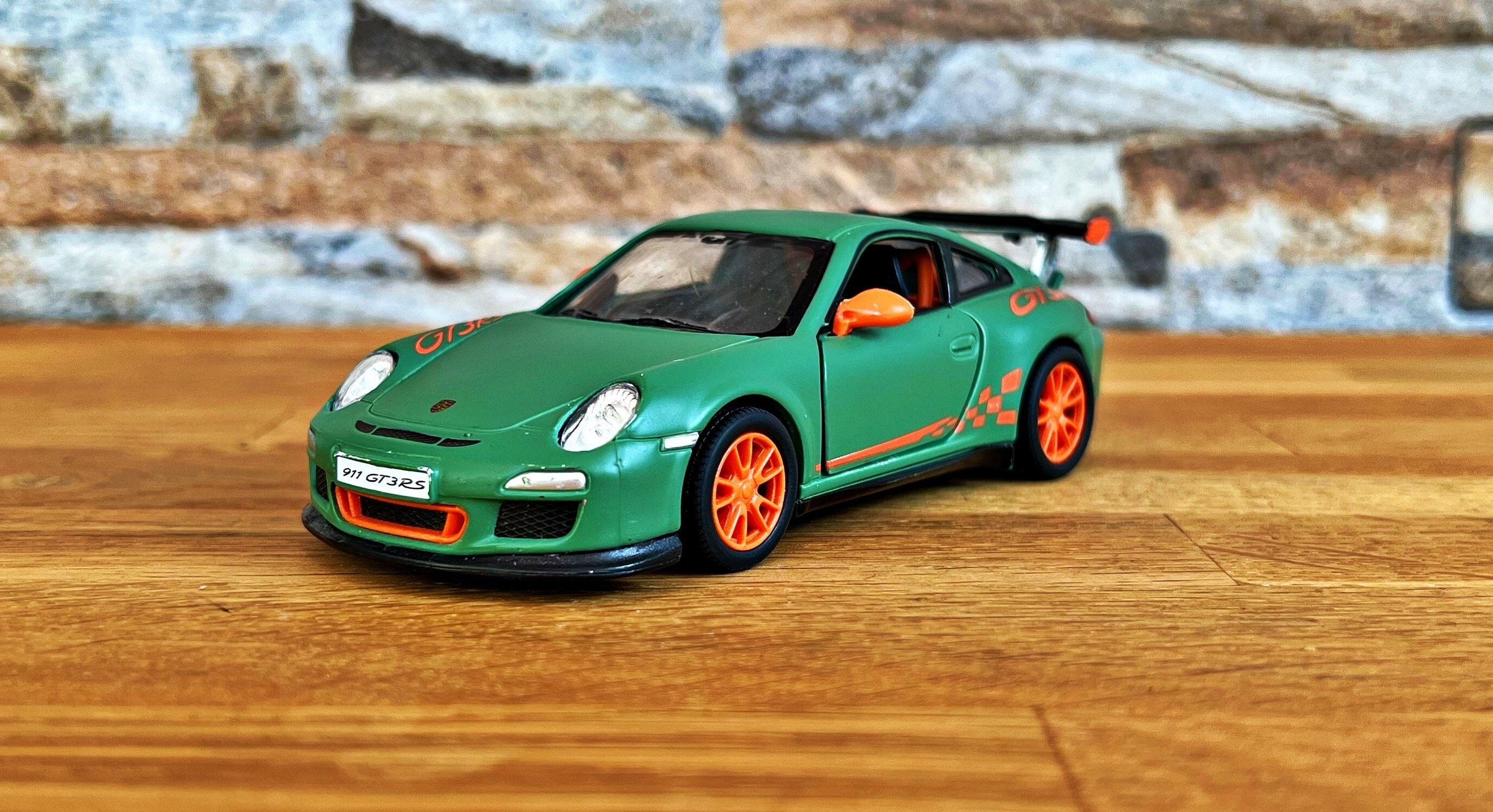 Porsche 911 GT3 RS 2010 | Model car | Diecast car | 1/36 scale model car | car model | Die cast car | collectible car | Porsche Diecast