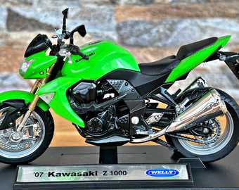 Kawasaki Z 1000 , Scale 1/18 Diecast Model Motorcycle, 1/18 Die