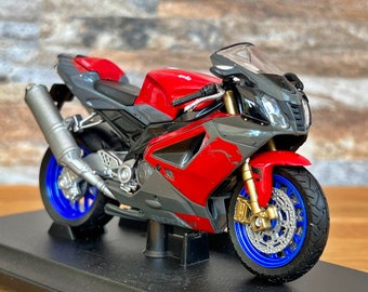 Honda CBR1100XX, Scale 1/18 Diecast Model Motorcycle, 1/18 Die