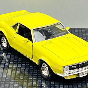 Chevrolet Camaro Z28 1968 | Model Car | Diecast car | 1:36 scale model car | Die cast car  | Collection item | Vintage model | Camaro | 60s