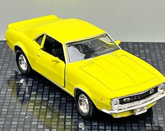 Chevrolet Camaro Z28 1968 | Model samochodu w skali 1:36 | Model samochodu odlewanego ciśnieniowo | | Samochód odlewany ciśnieniowo | Przedmiot kolekcjonerski | Model zabytkowy | Camaro | Lata 60.