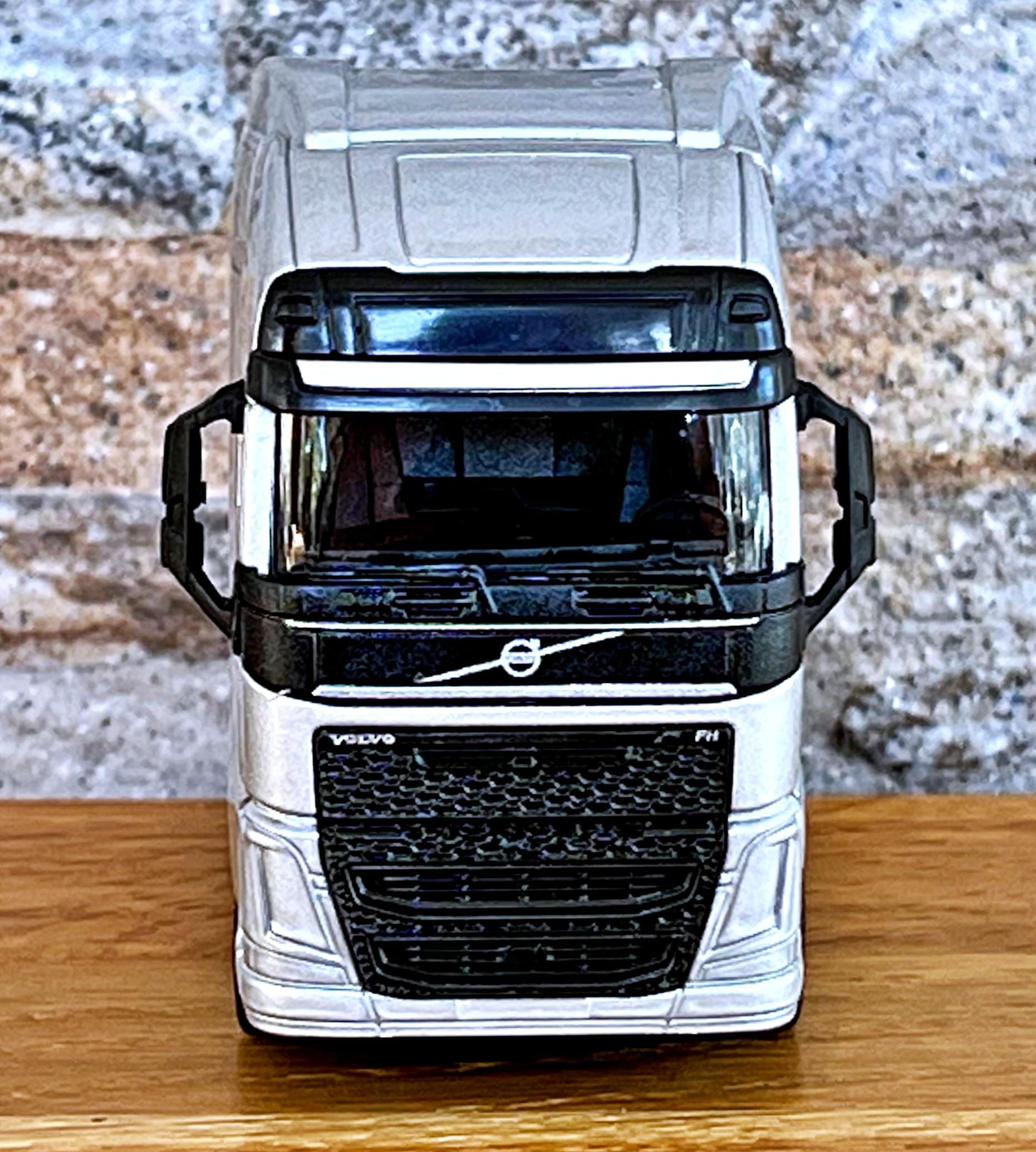 Volvo FH | Diecast Car | Model Car | 1/64 Scale Model Truck | Die