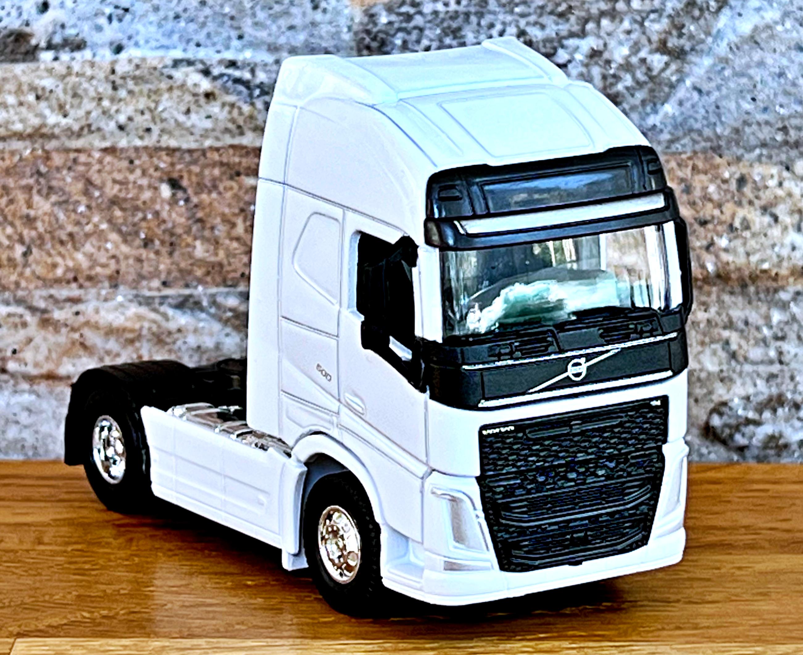 Volvo FH | Diecast Car | Model Car | 1/64 Scale Model Truck | Die