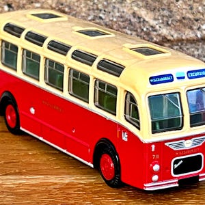 Bristol MW Coach , Vintage diecast bus, 1:76 scale model bus, Collection item, Classic Bus, die cast bus , Exclusive First Edition