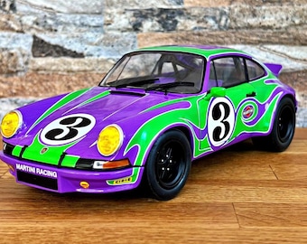UT models 1/18 Porsche 911 GT2 street W/RAcing Decoration