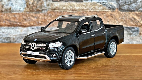 Mercedes Benz X Class | Model Truck | Diecast Truck | 1/42 Scale