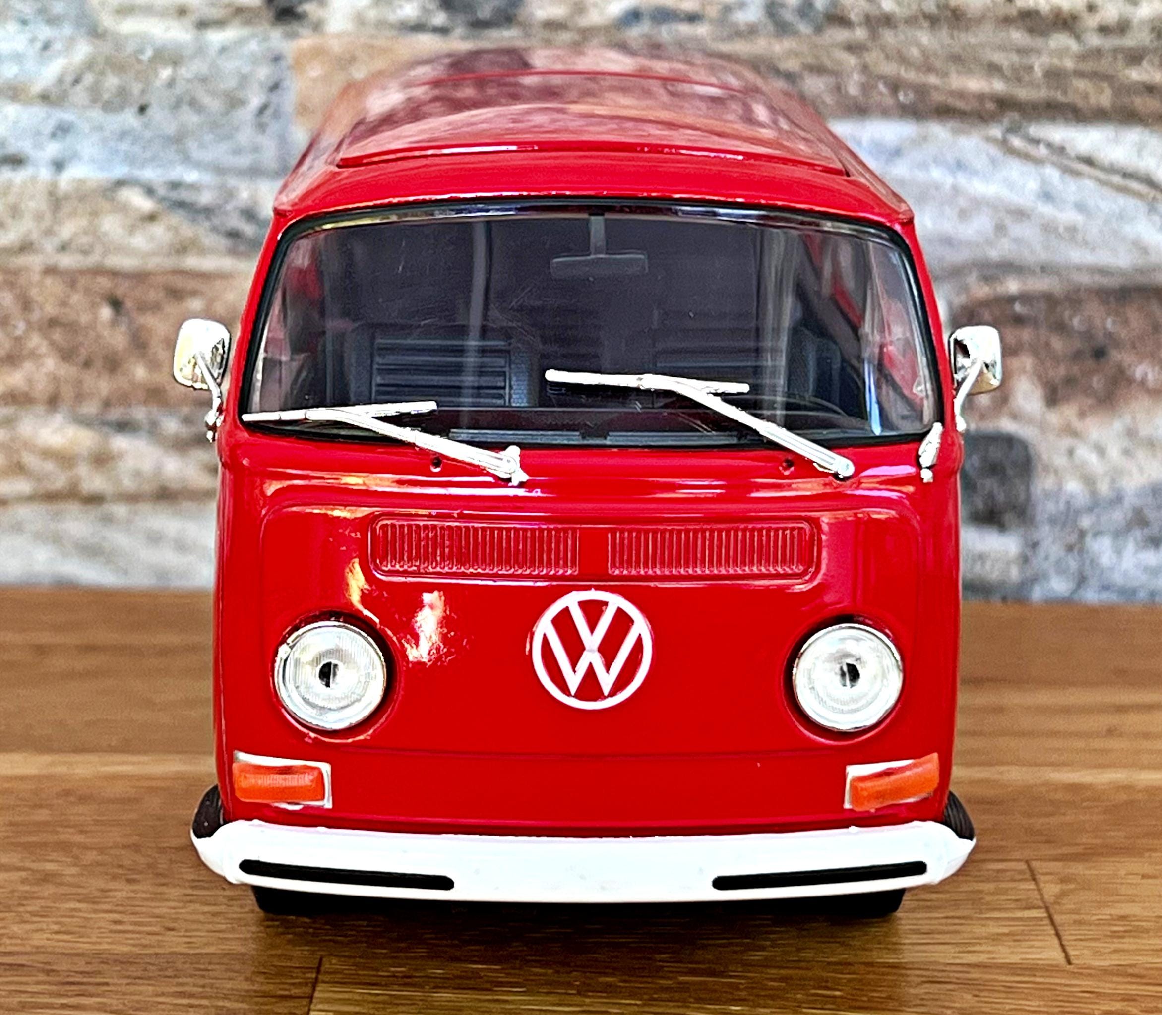 フォルクスワーゲン T2 バス 1972 | ダイキャストカー | モデルカー