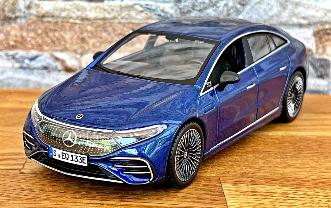 Extraordinary Mercedes Benz Diecast Model Photos