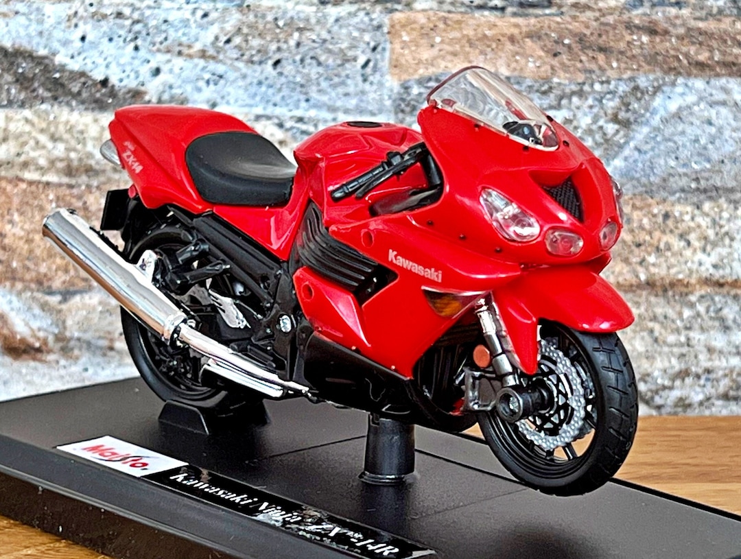1/18ミニカー il_1080xN.5811072888_6g64.jpg