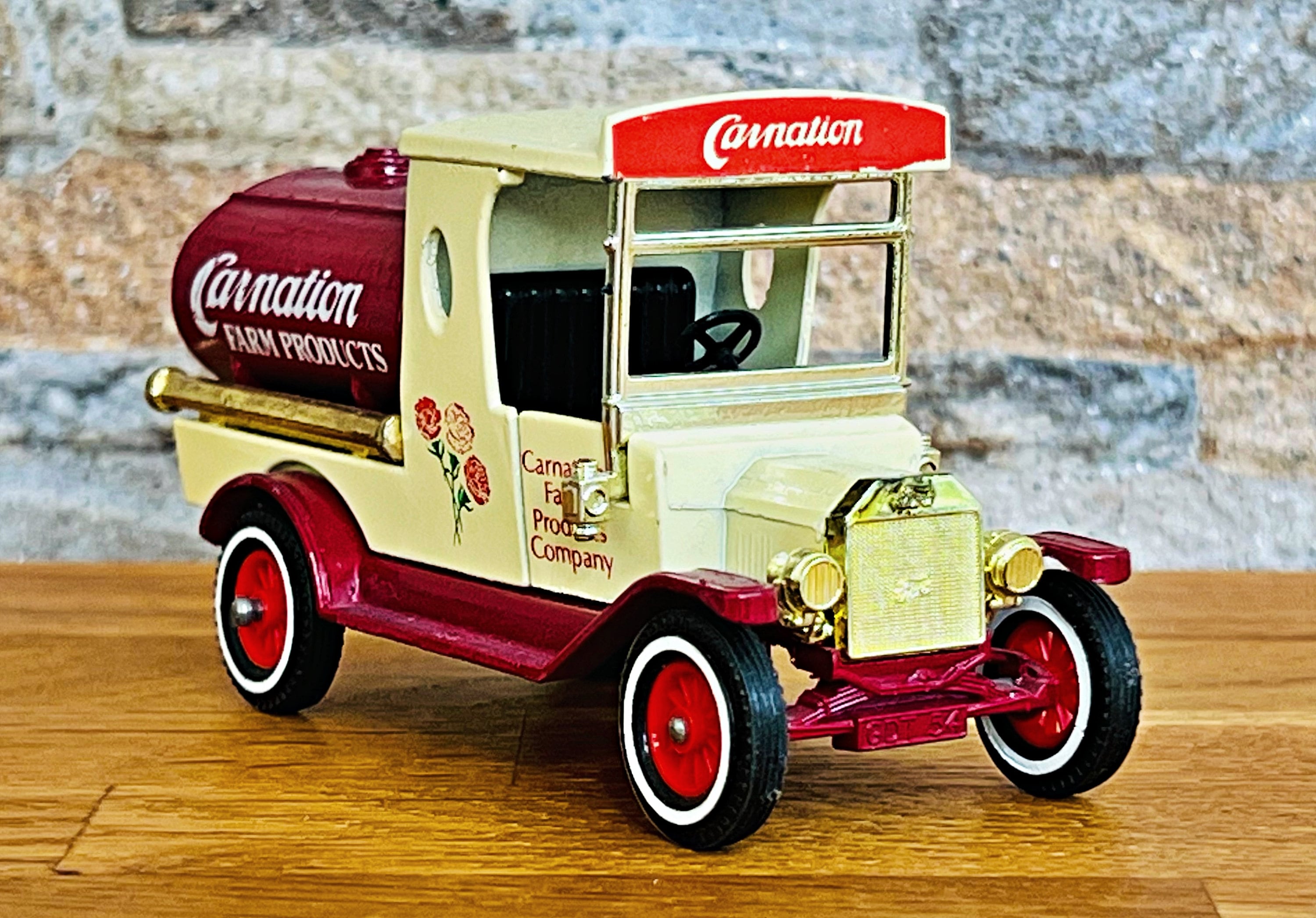 1912 Model T Ford Tanker Truck, Vintage Diecast Car, Metal Truck
