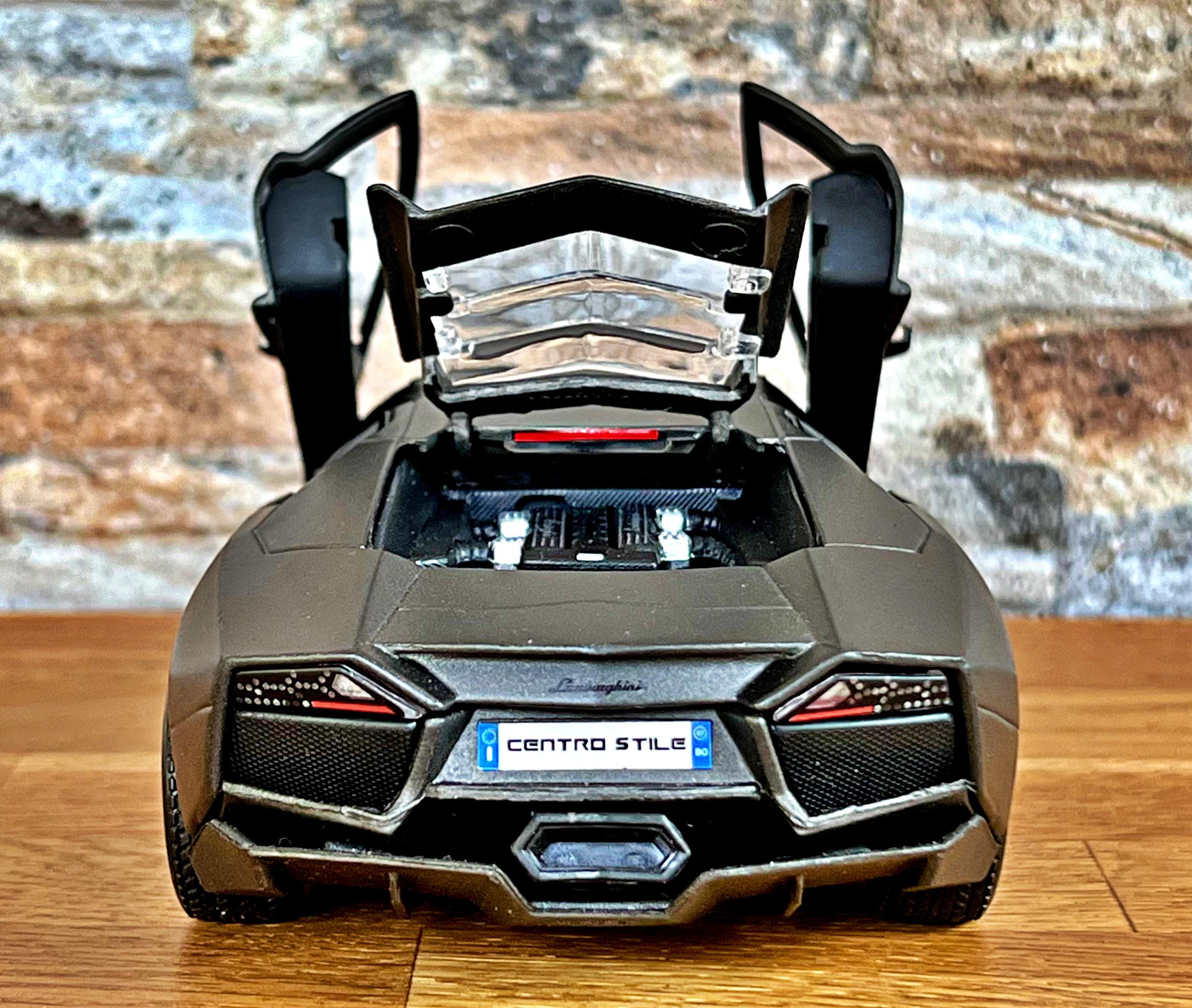 Lamborghini Reventon | 1/24 Scale Model Car | Diecast Car Model