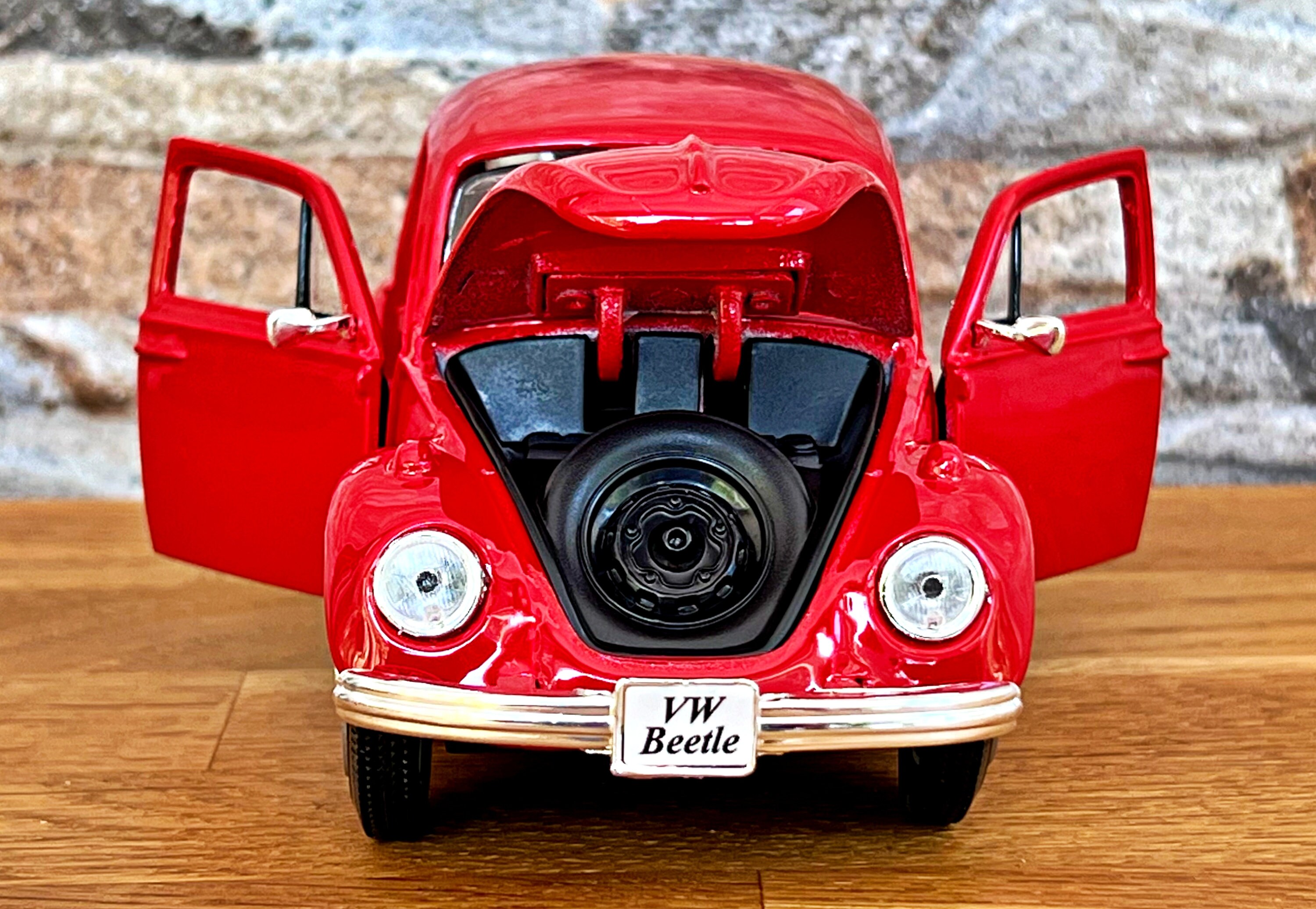 Volkswagen The Beetle コレクターズモデル レッド WELLY VOLKSWAGEN THE BEETLE ROT 1:43 DIE CAST METAL NEU IM