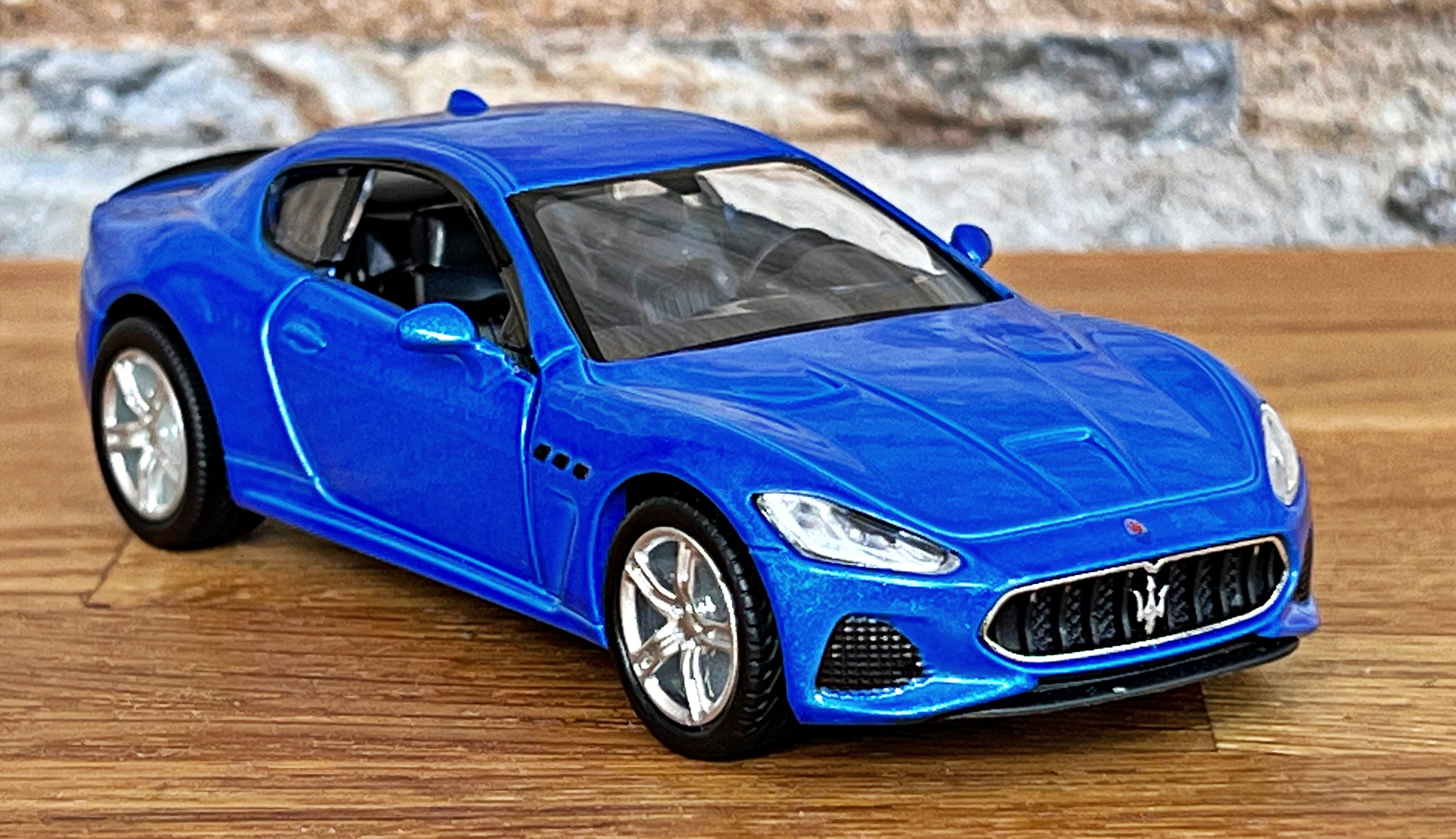 1:36 Metal Diecast Car Model Repilca Maserati Gran Turismo MC Scale  Miniature Collection Vehicle Hobby Kid Toy for Boy Xmas Gift