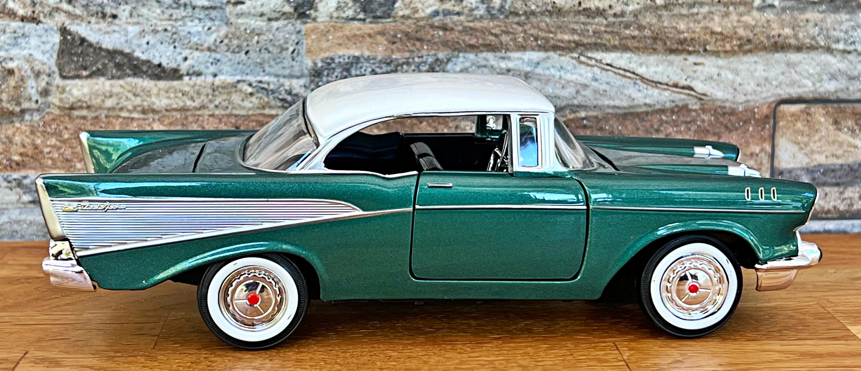 シボレー ベルエア 1957 | 1/24スケール モデルカー | ダイキャスト