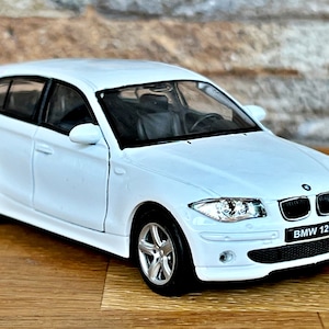 Bmw M3 coupe escala 1/24 New Ray coche escala