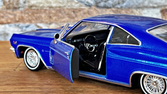 1965 シボレー インパラ SS 396 | モデルカー | 1/24 ダイキャストカー
