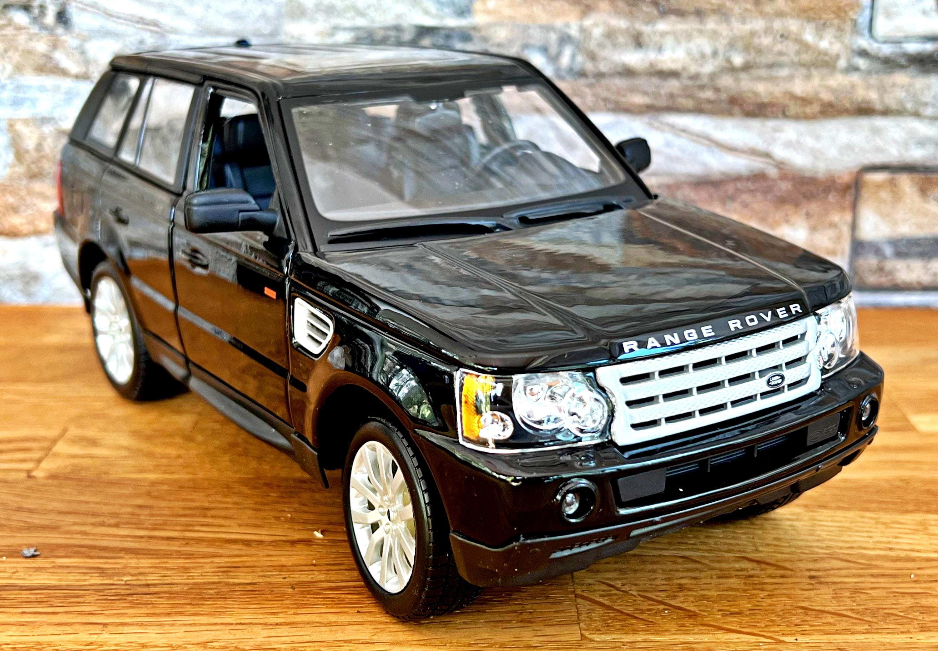AUTOart 1/18 RANGE ROVER 4.6 HSE ブラック 1/18 AUTOart Land Rover Range Rover 4.6 HSE (RHD) (Metallic