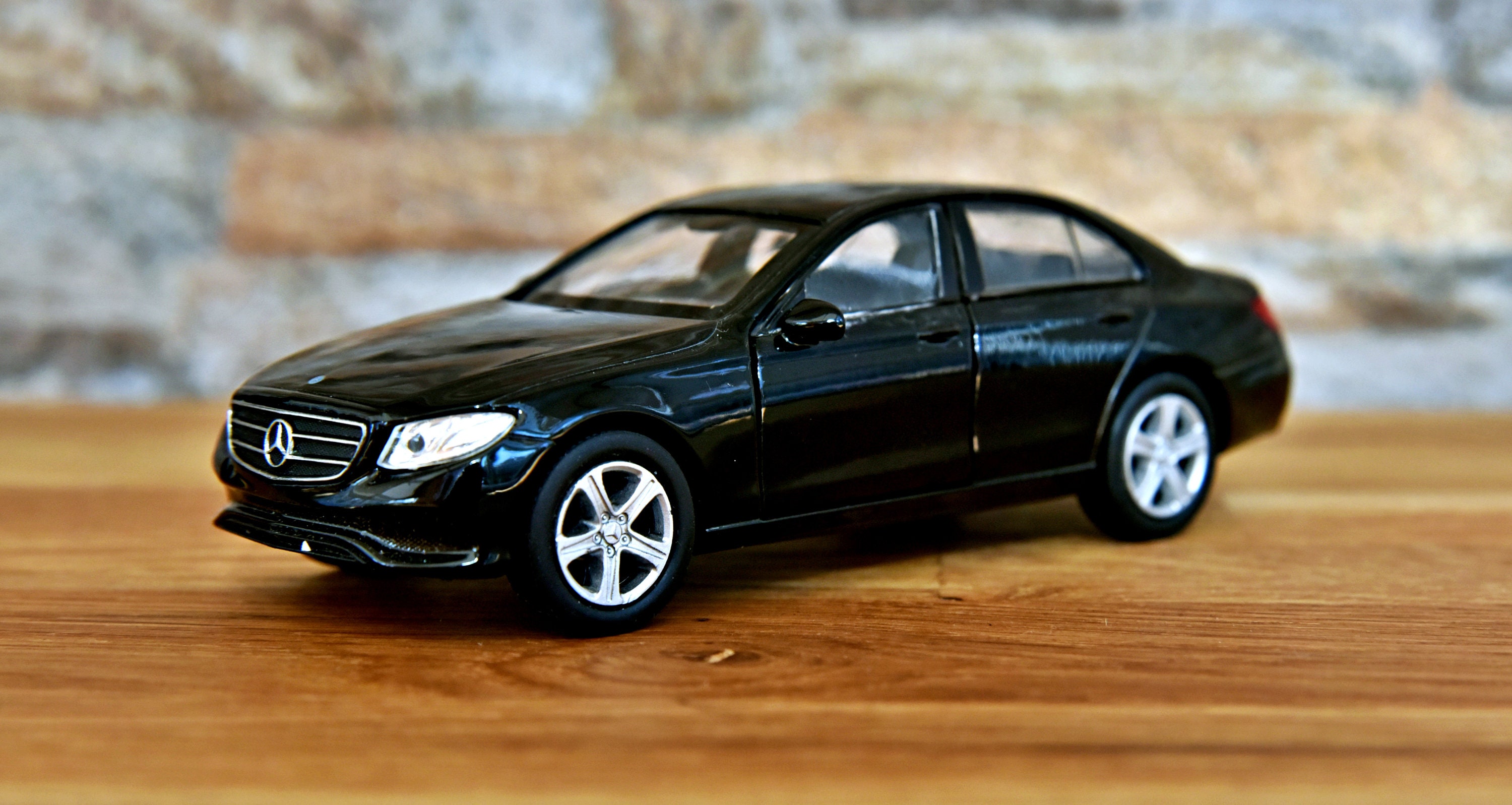Mercedes Benz E Class 2016 | 1/38 Scale Model Car | Diecast Car