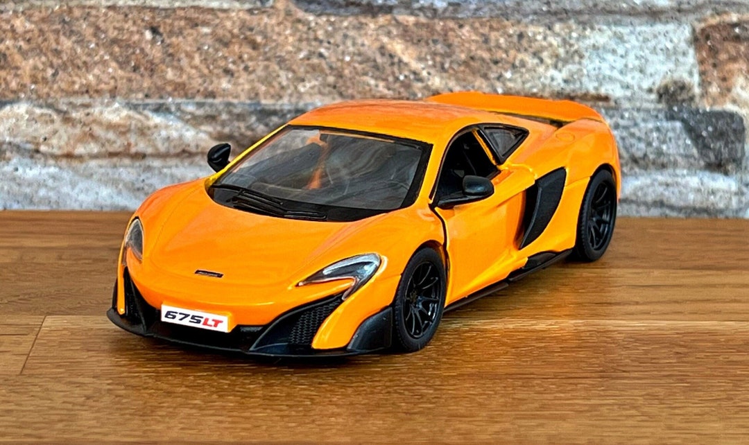 MCLAREN 675 LT , Model Car, Scale 1/36 Model Car, 1/36 Diecast Car