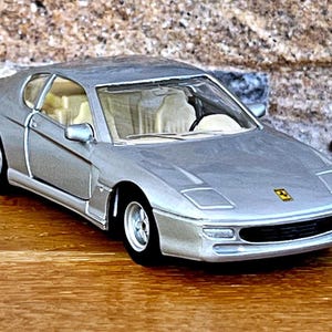 Ferrari 456GT , Vintage car model, diecast model car, 1:39 scale model car, old model car, diecast collectible item, Ferrari