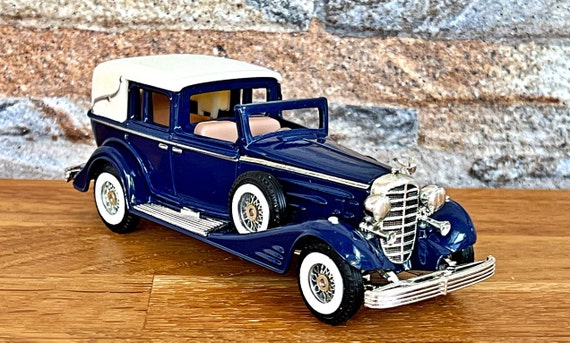 1933 Cadillac 452 V16, Vintage Model Car, Diecast Car, Vintage