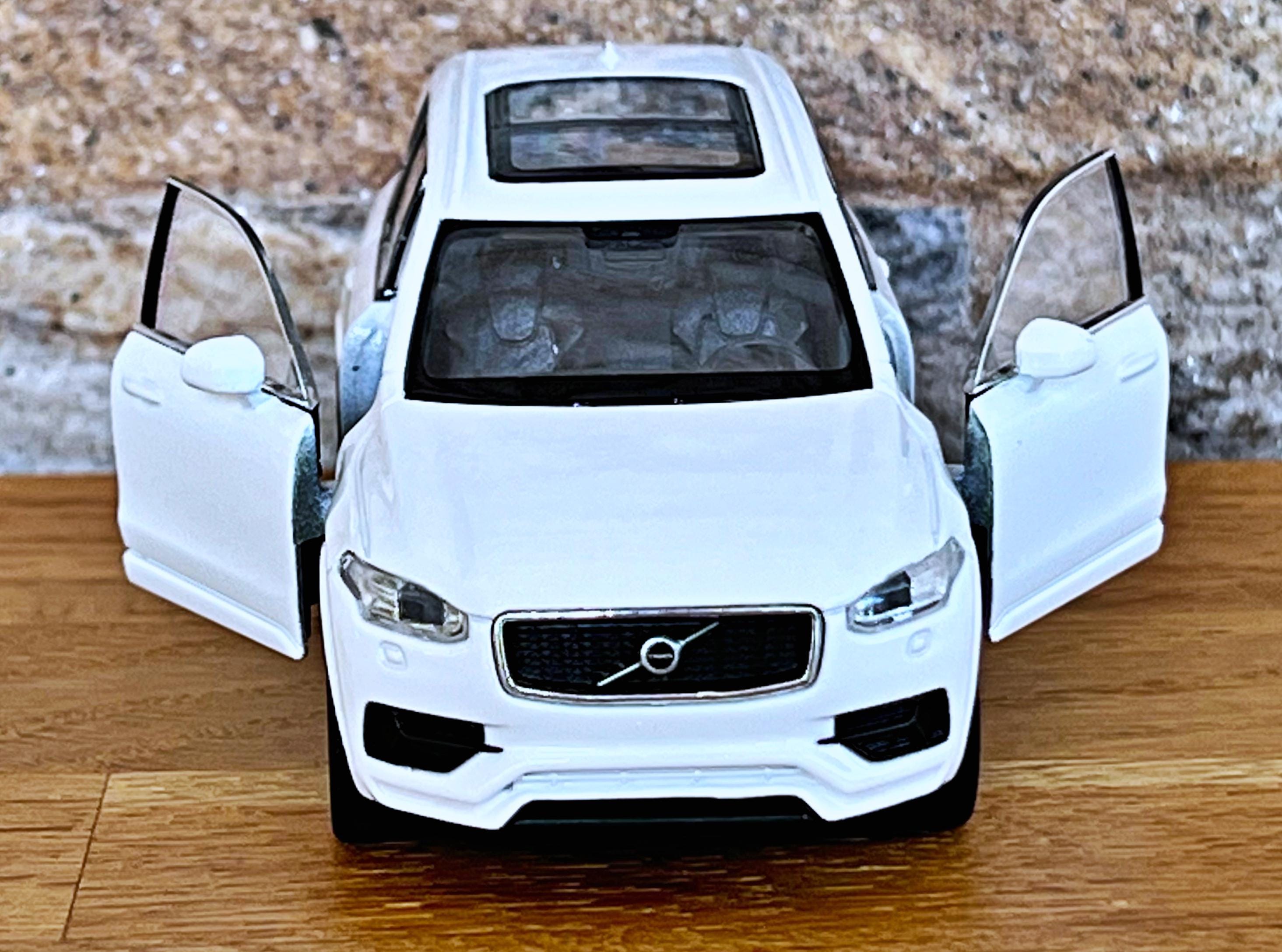 ディーラー特注　volvo s90 1/43 モデルカー Amazon.com: MING ZHEN Toy car Model 1:32 for Volvo S90 Alloy
