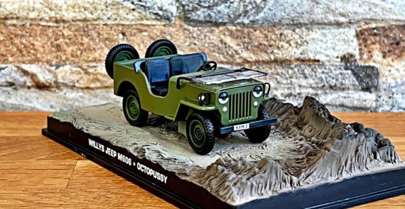 Willys Jeep M606, 007 James Bond Collection Car, Vintage Diecast