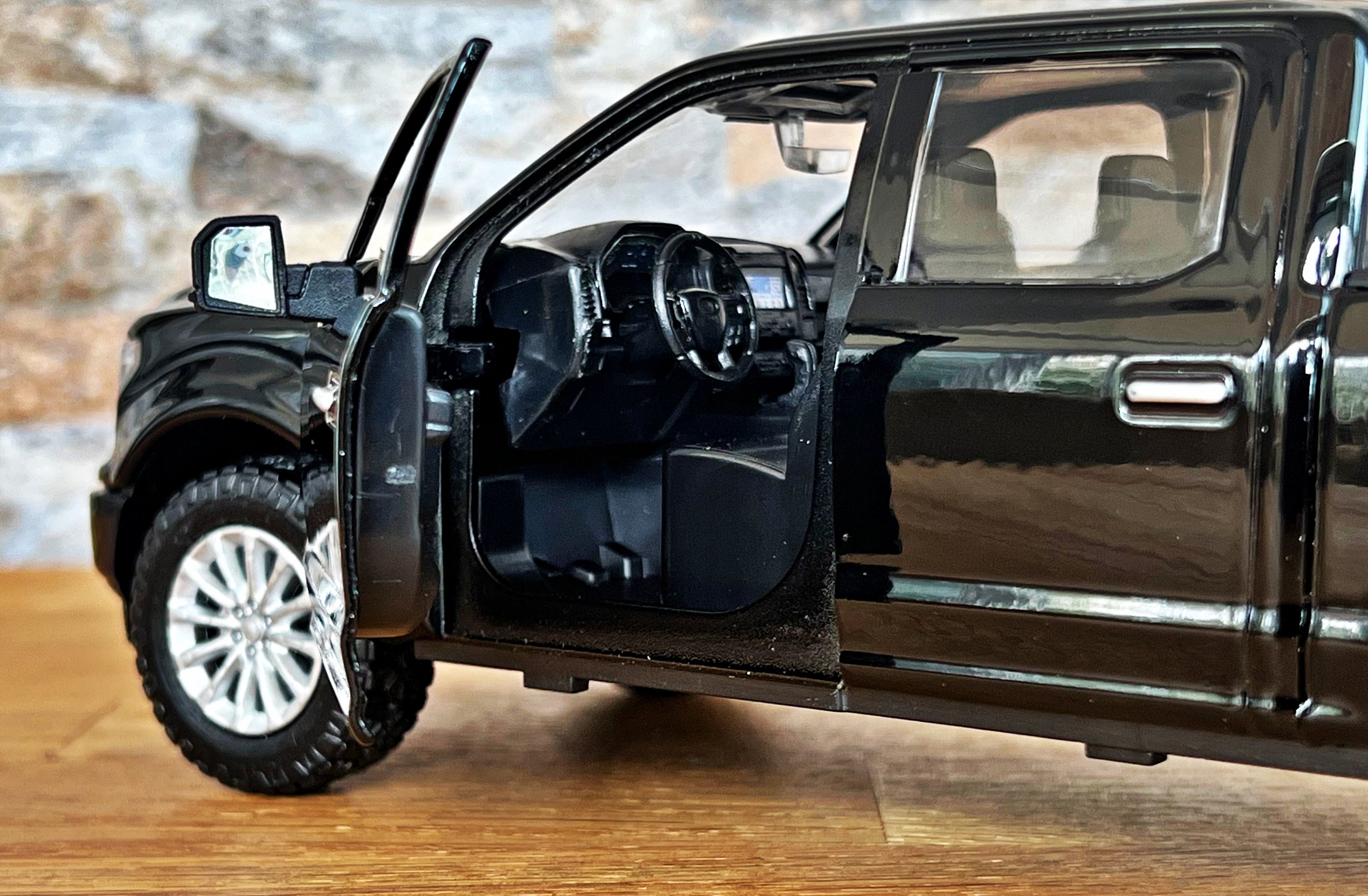 Ford F-150 Limited Crew Cab 2019 | Model Truck | Scale 1/27 Diecast Car ...