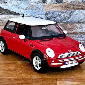 Mini Cooper , Model car, Diecast car, 1:24 scale model car, 1/24 diecast car, Mini Cooper,  Die cast Model Car