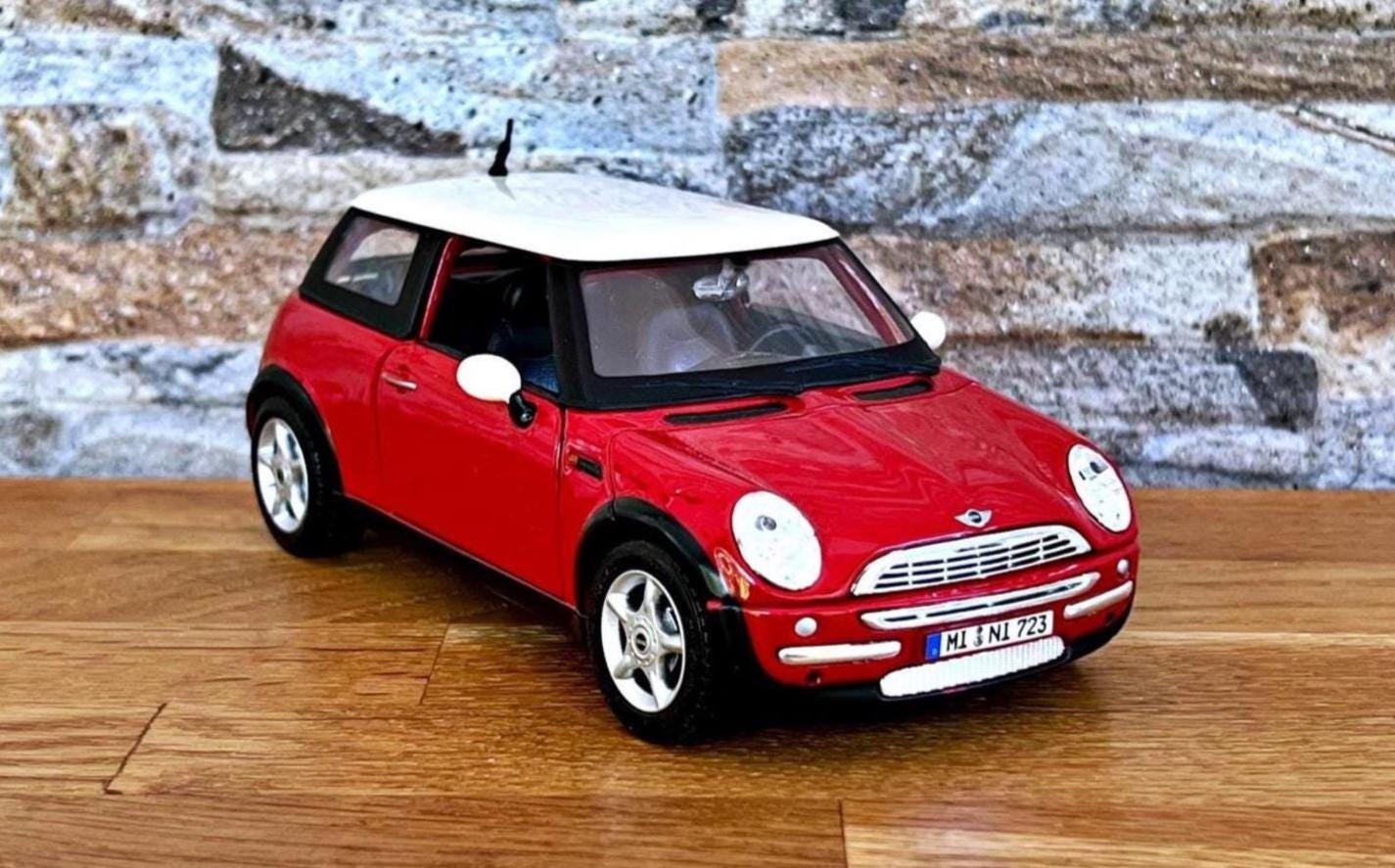  Minicooper レッド ミニカー 2ド 1:24 Mini Cooper , Model Car, Diecast Car, 1:24 Scale Model Car, Mini