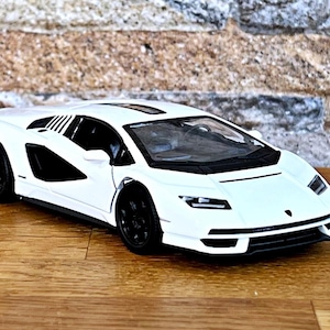 Lamborghini Countach LPI 800-4 , Model Car, Diecast car, 1/38 scale model car, car model , Die cast car , collectible item , Lamborghini