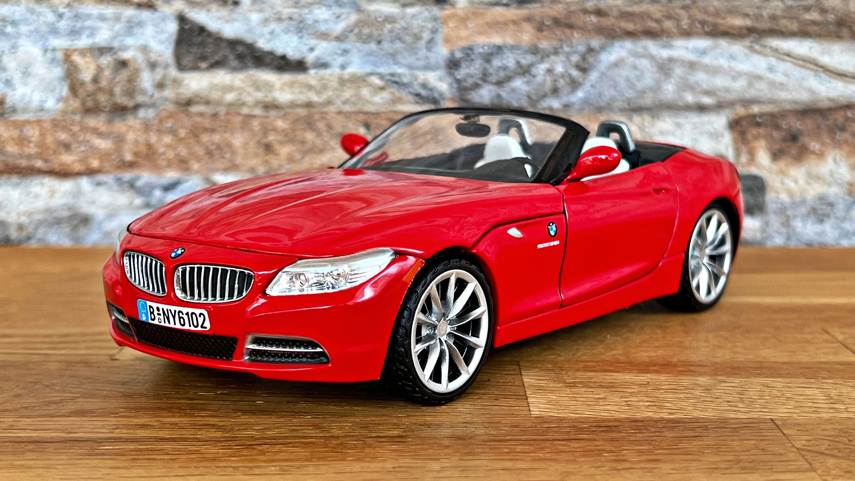 BMW Z4 Roadster 2010 | Model Car | 1:24 Diecast Car | 1/24 BMW Z4 Roadster 2010 | Model Car | 1:24 Diecast Car | 1/24