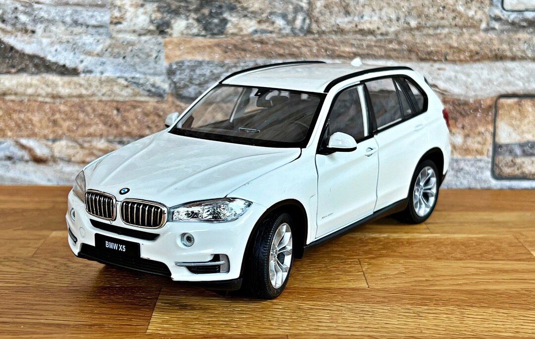 BMW X5 Model Car 1:24 Diecast Car 1/24 Scale Model Car Car Model Die ...