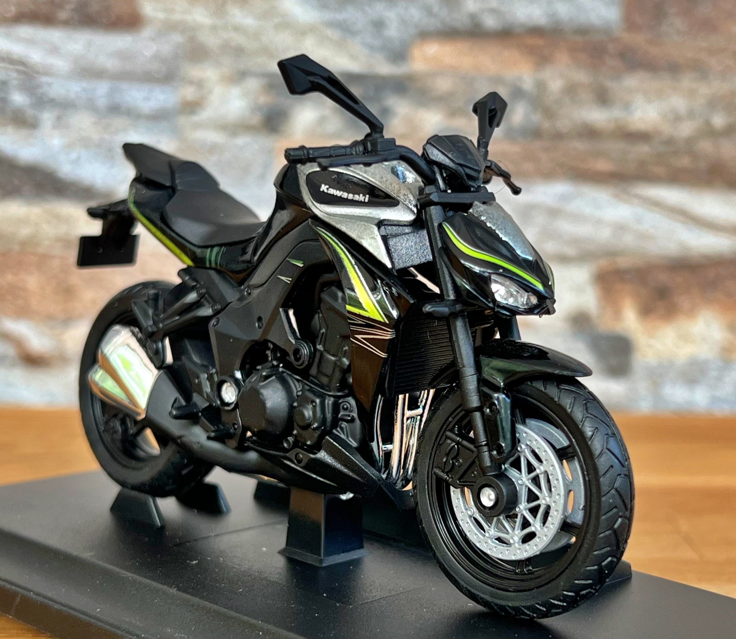 Kawasaki Z1000 in Black : r/Kawasaki