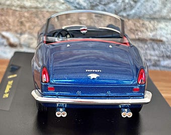 Ferrari 250 California 1957 | 1/24 Scale Model Car | Vintage Model