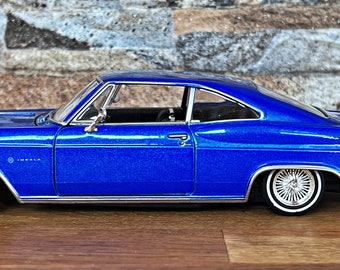 1965 Chevrolet Impala SS 396 | Model Car | 1/24 Diecast Car | 1/24